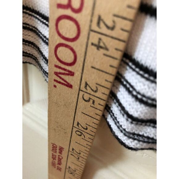 Cable & Gauge Nautical Sweater L - Picture 9 of 9